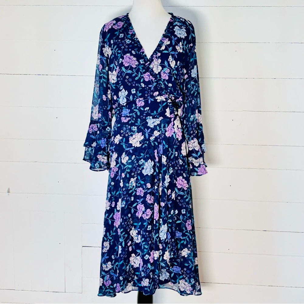 NWT Tahari Women’s Navy & Pink Lilac Flowing Floral Mock Wrap Dress Size 16W